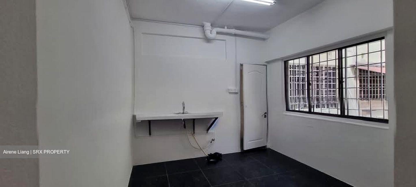 Macpherson Road (D13), Office #591317621